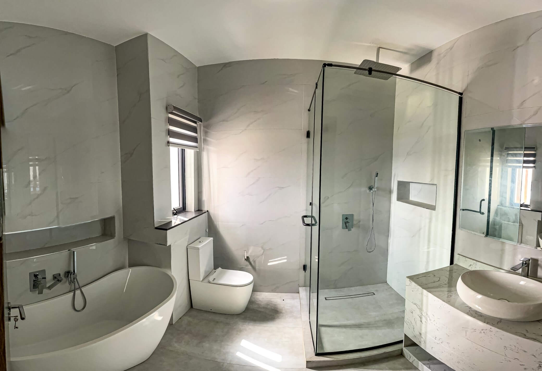 Bathroom-Rafters-Properties-Maiyegun Beach Estate Duplex - Jakande Lagos