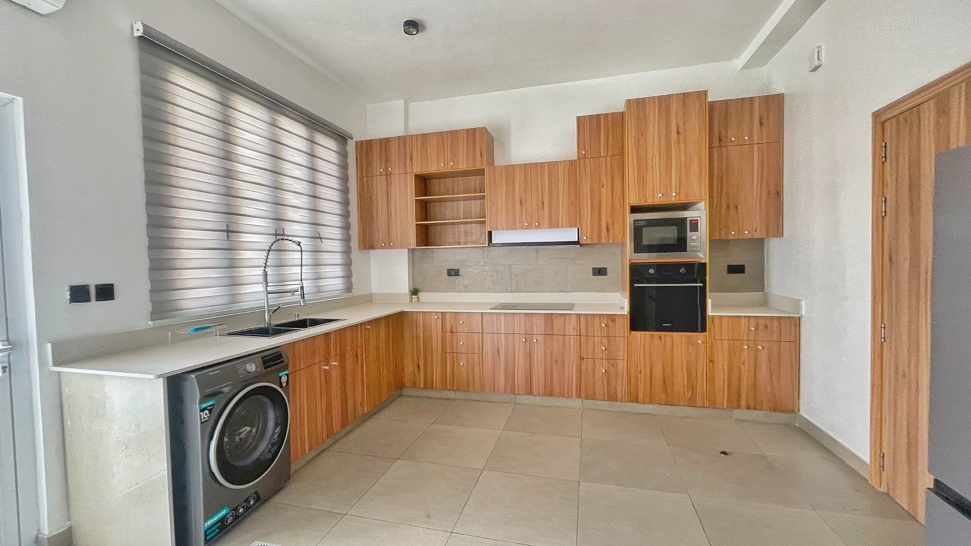 Pictures-Rafters-Properties-LA-PAZ-Apartments-Victoria Island (4)